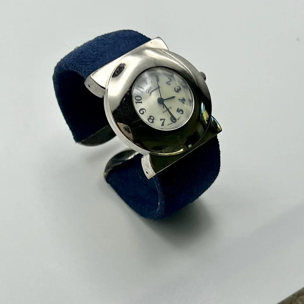 Vintage Geneva Cuff ladies watch Silver and Blue Working